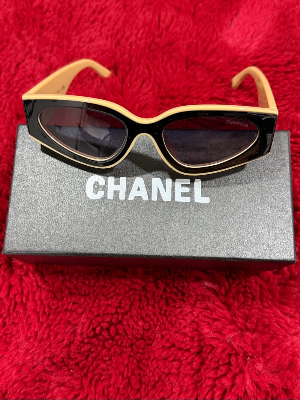 CHANEL Two-Tone Cat Eye Sunglasses in Black and Beige